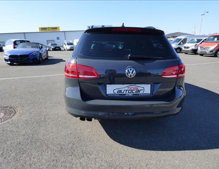 Volkswagen Passat 4