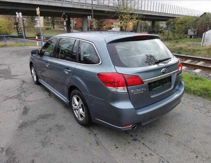 Subaru Legacy 8