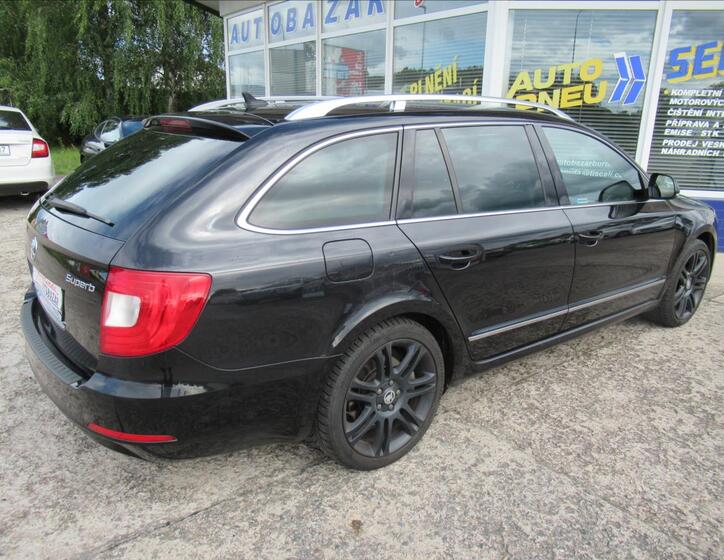 Škoda Superb 4