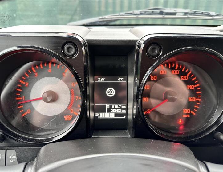 Suzuki Jimny 14