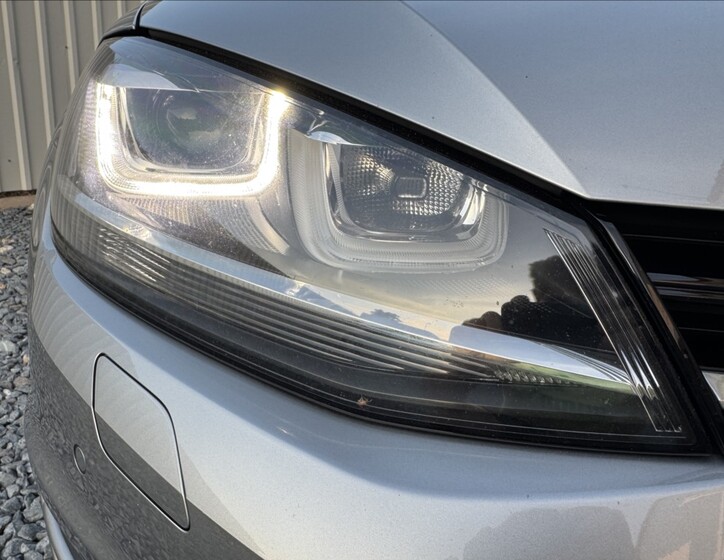 Volkswagen Golf 8