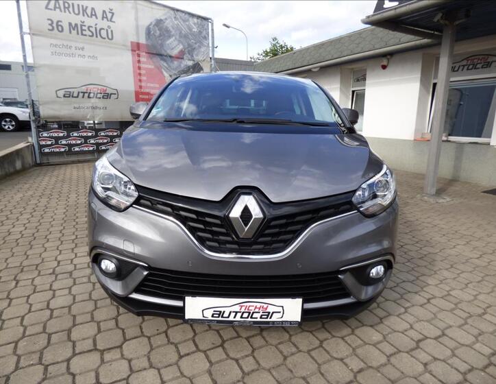 Renault Scénic 8
