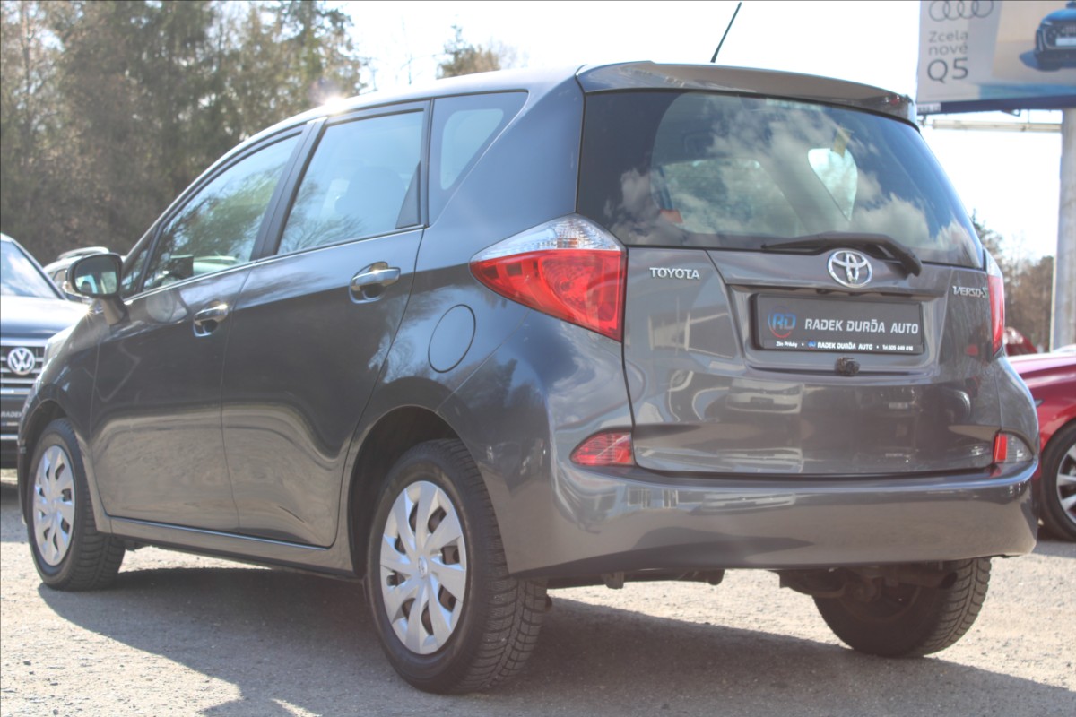 Toyota Verso