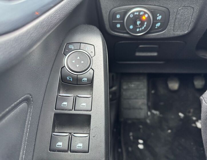 Ford Focus 18