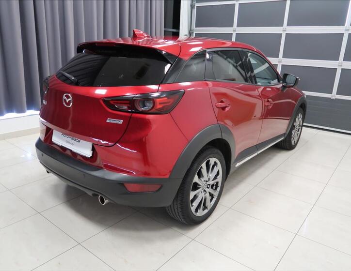 Mazda CX-3 4