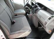 Opel Vivaro 17