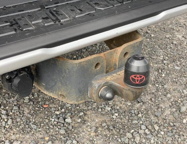 Toyota Hilux 32
