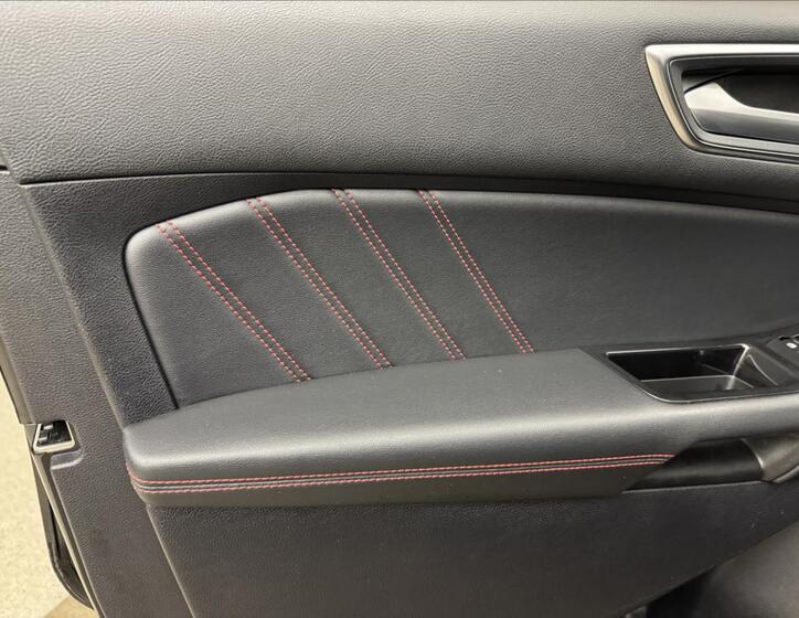 Ford Edge 40