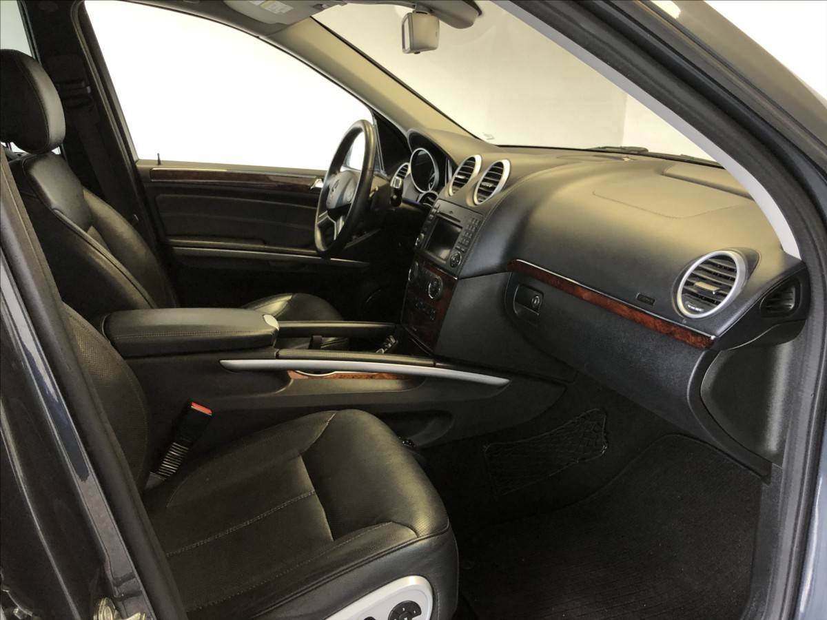 Mercedes-Benz GL