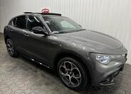 Alfa Romeo Stelvio 12