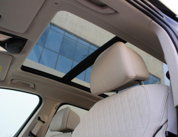 BMW X5 8