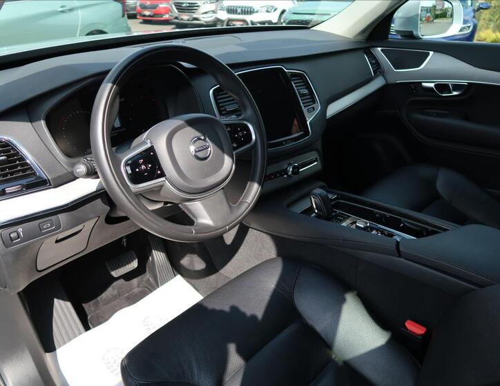Volvo XC90 9