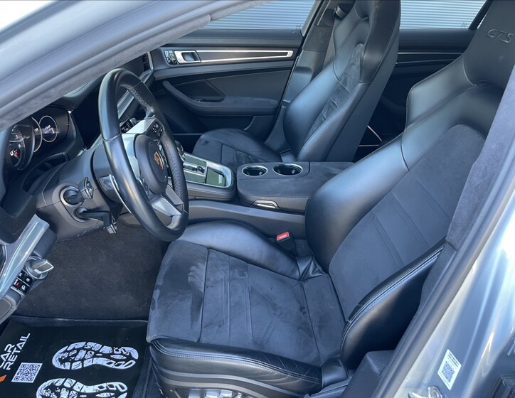 Porsche Panamera 13