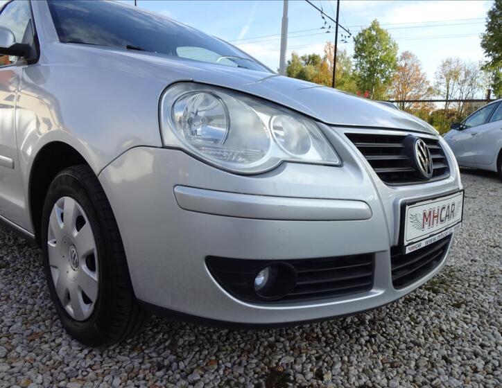 Volkswagen Polo 11