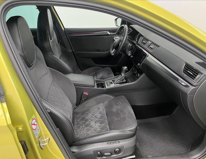 Škoda Superb 25
