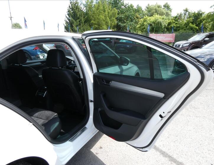 Škoda Superb 25