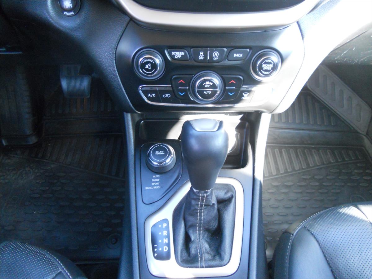 Jeep Cherokee