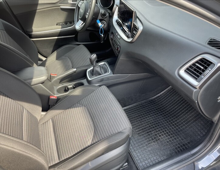 KIA Ceed 22