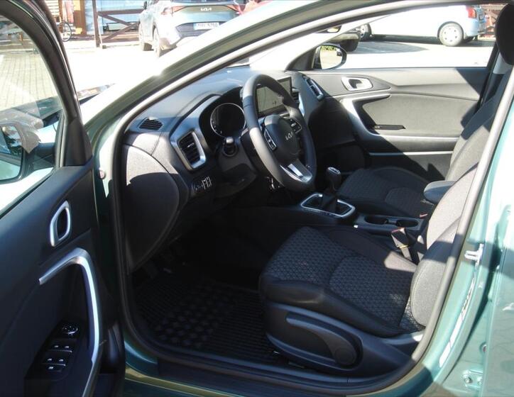 KIA Ceed 14