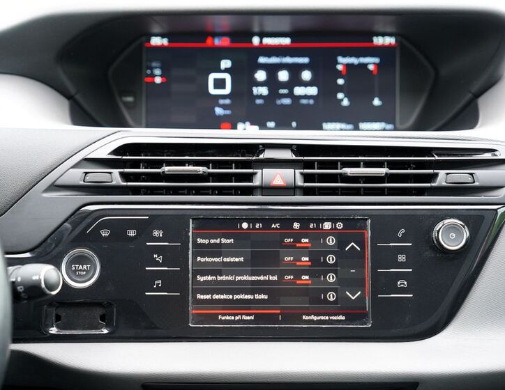 Citroën Grand C4 Picasso 34