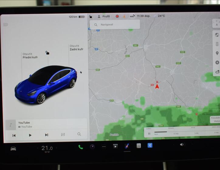 Tesla Model 3 27