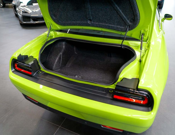 Dodge Challenger 7