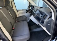 Volkswagen Caravelle 12