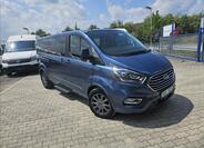 Ford Tourneo Custom 2