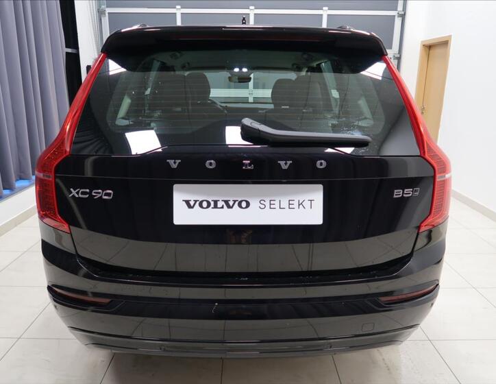 Volvo XC90 5
