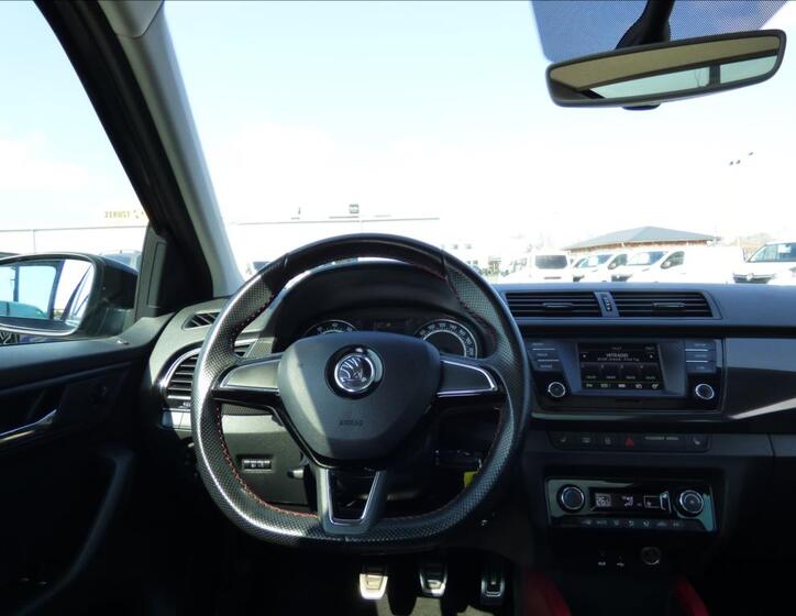 Škoda Fabia 19