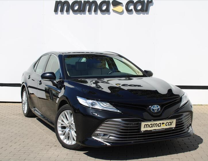 Toyota Camry 1