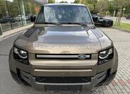 Land Rover Defender 3