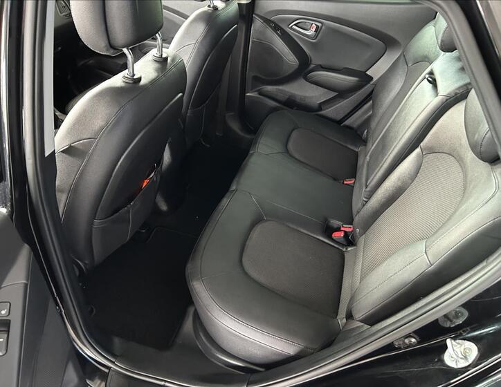 Hyundai ix35 23