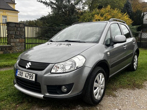Suzuki SX4