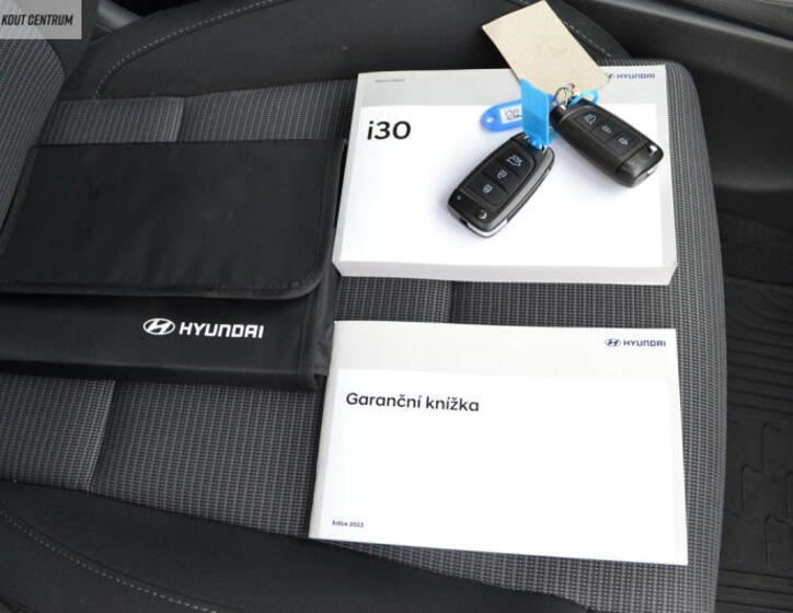 Hyundai i30 38