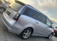 Mitsubishi Grandis 5