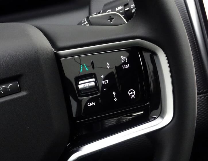 Land Rover Discovery Sport 12