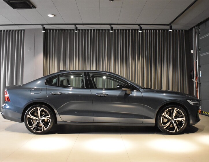 Volvo S60 3