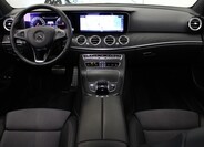 Mercedes-Benz Třídy E 8