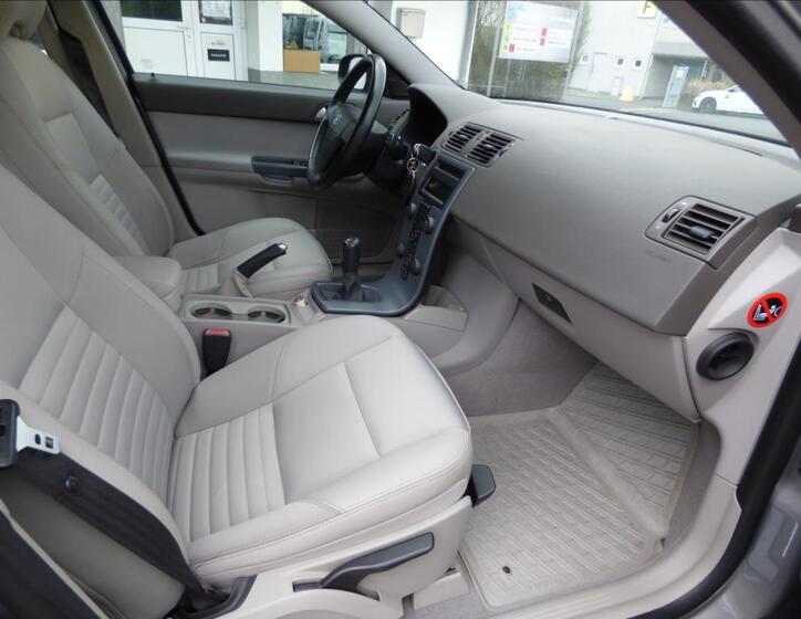 Volvo V50 35