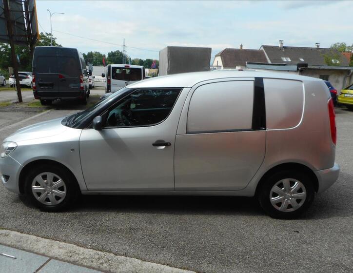 Škoda Praktik 8