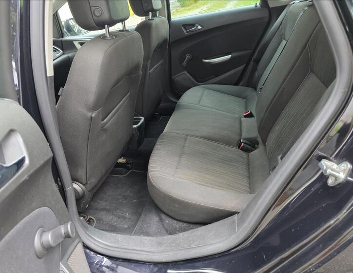 Opel Astra 19