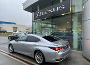 Lexus ES 300h 3