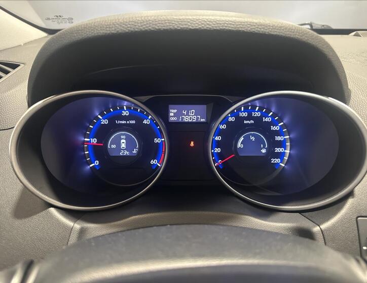 Hyundai ix35 26