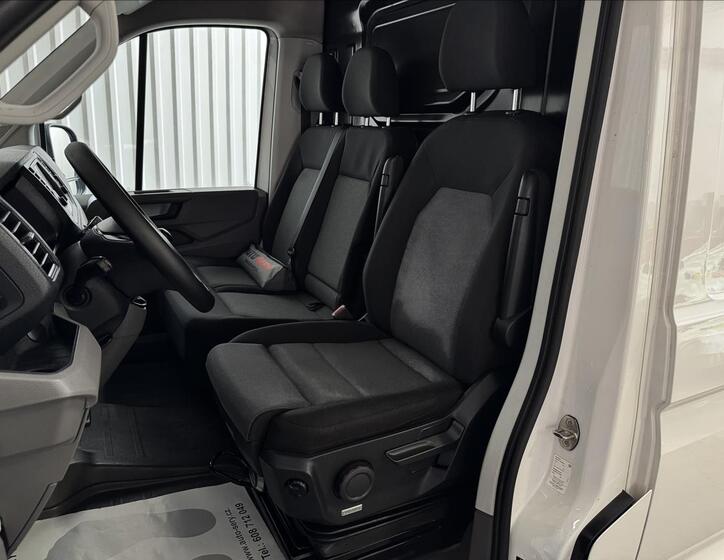 Volkswagen Crafter 27