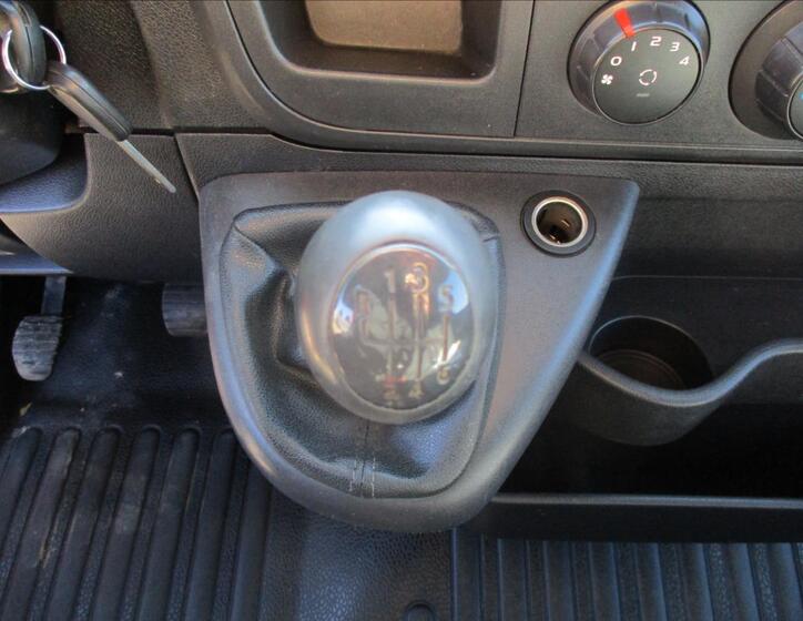 Renault Master 13