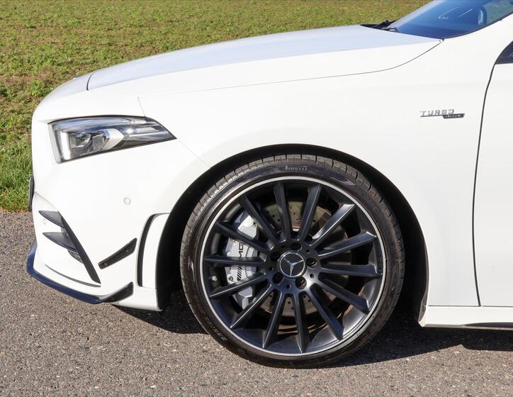 Mercedes-Benz Třídy A 33