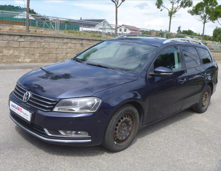 Volkswagen Passat 1