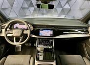 Audi Q7 8