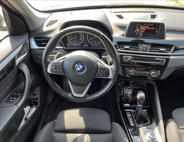 BMW X1 13